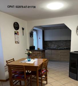 Kuchyň nebo kuchyňský kout v ubytování Casa Alexandra