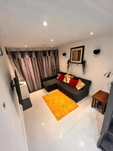 Postel nebo postele na pokoji v ubytování Cerrkuss Stays