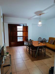 Posezení v ubytování Corrala de San Antón. Sencillo apartamento en pleno centro