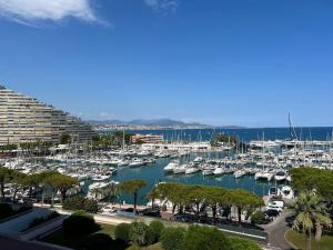 Fotografia z galérie ubytovania Studio Loft Plage Marina Côte d'Azur - Nice / Antibes v destinácii Villeneuve-Loubet