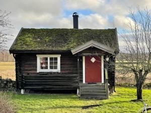 Hoone, kus puhkemaja asub