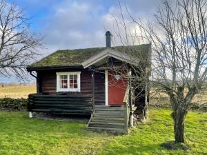 Hoone, kus puhkemaja asub