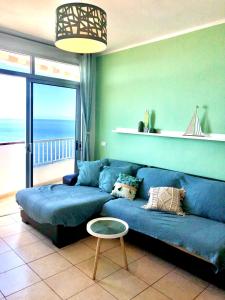 Kép Appartamento con 2 camere da letto vista al mar szállásáról Puerto de Santiagóban a galériában