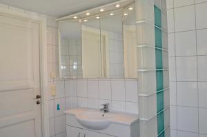 Bagno di Lake and Forest Hideaway