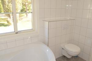 Bagno di Lake and Forest Hideaway