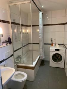 Ένα μπάνιο στο AT-Apartments - Hannover-Mitte