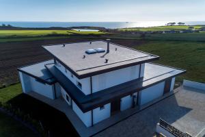Loodusmaastik villa lähedal