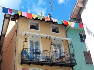 Balkón nebo terasa v ubytování L'Escale Centre Historique de Gap Meublé de tourisme Classé 3 étoiles