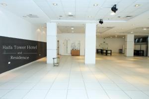 Vstupní hala nebo recepce v ubytování Haifa Tower Hotel - מלון מגדל חיפה