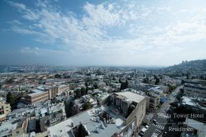 Nespecifikovaný výhled na destinaci Haifa nebo výhled na město při pohledu z hotelu