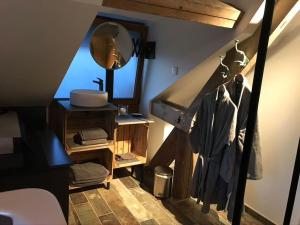 Fotografia z galérie ubytovania Spa privatif à la ferme - Haut de gamme - Atypique v destinácii Bois-Grenier