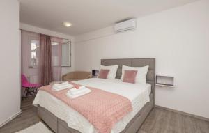 Postel nebo postele na pokoji v ubytování Apartment Kristina