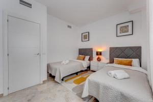 Posteľ alebo postele v izbe v ubytovaní Luxury Holiday House Tenerife