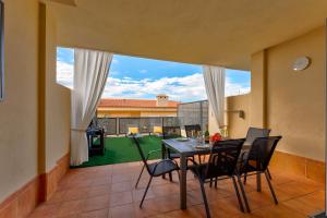 Balkón alebo terasa v ubytovaní Luxury Holiday House Tenerife