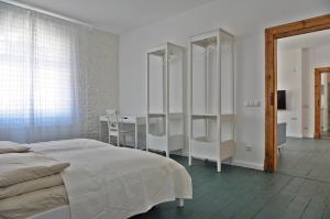 Posteľ alebo postele v izbe v ubytovaní Muralowy apartament Katowice Nikiszowiec
