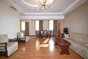 Posezení v ubytování Abovyan Street 16, Apartment No 24