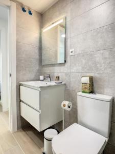 Bilik mandi di Los Flamencos Vista Playa - 8609