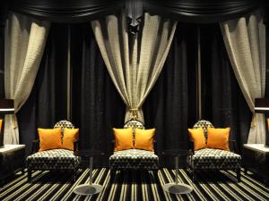 Posedenie v ubytovaní APA Hotel Nagoya Fushimi Ekikita