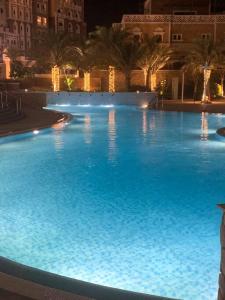 Piscina di Balqis Residense Palm Jumeirah,Pool, Beach, Top floor, Full sea view, Restaurants o nelle vicinanze