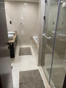 Bagno di Balqis Residense Palm Jumeirah,Pool, Beach, Top floor, Full sea view, Restaurants
