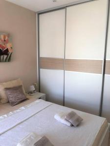 Posteľ alebo postele v izbe v ubytovaní Bird View Apartment Carlissima Trogir