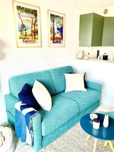 Posedenie v ubytovaní Superbe 2 pièces - 4 couchages - Clim - Parking - Piscine résidence + 37 fotografií