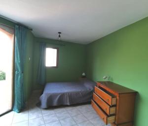 Fotografia z galérie ubytovania Bel appartement bas de villa entre mer et montagne v destinácii Brando