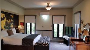 The Camperdown Mill客房内的一张或多张床位