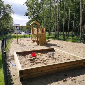 Słoneczna Przystań - Apartamenty dwupoziomowe 어린이 놀이 공간