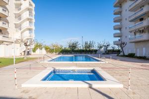 The swimming pool at or close to Mare Internum