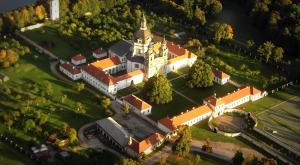 Letecký snímek ubytování Monte Pacis in Pažaislis
