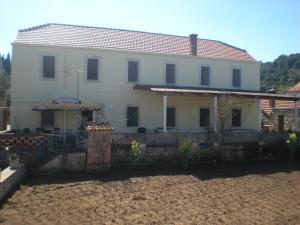 Gallery image of Apartments Sunny House in Lumbarda