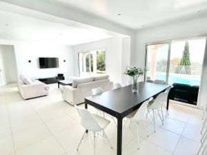 Fotografie z fotogalerie ubytování Le Clos des Lauriers v destinaci Roquebrune-Cap-Martin + 29 fotografií