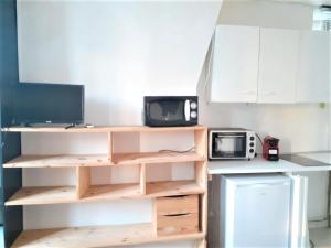 Fotografia z galérie ubytovania APPARTEMENT ENTIER A PARIS PROCHE PLACE VOLTAIRE. v Paríži