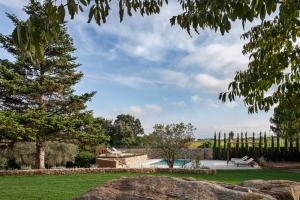 Bazén v ubytování Mas del Suro Costa Brava - BY EMERALD STAY nebo v jeho okolí