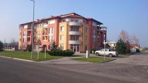 Budova, v ktorej sa apartmán nachádza