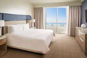 Cama o camas de una habitación en Fontainebleau Miami Beach