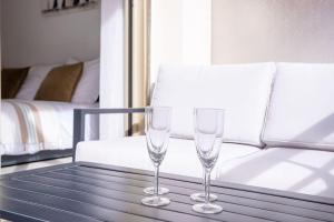 Posedenie v ubytovaní Amazing Apartment With Private Terrace & Full Air Conditioning - Walk To The Beach, La Croisette! - Latour Maubourg 18 by Halldis
