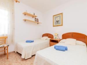 Postel nebo postele na pokoji v ubytování Villa Villa Mar i Cel by Interhome