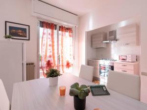 Küche/Küchenzeile in der Unterkunft Apartment Happy Home by Interhome