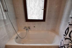 A bathroom at Casa con Vista Airconditioned 2-Bedroom Apartment