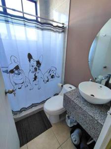 Koupelna v ubytování Acogedor Depto. en el corazón Santa Tecla