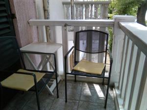 Ein Balkon oder eine Terrasse in der Unterkunft Apartment in Jadranovo with sea view, balcony, air conditioning, Wi-Fi (3856-2)