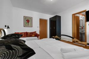 Fotografia z galérie ubytovania Room 79-5 v destinácii Duće + 35 fotografií