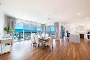 Příroda nedaleko prázdninového domu + 21 fotografií