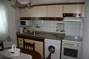 Kuchyňa alebo kuchynka v ubytovaní Vivienda Vacacional Paseo Mirabal