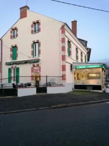 Gallery image of au bon accueil in Beaune-la-Rolande