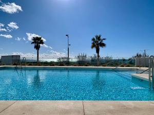 The swimming pool at or close to Four bedroom penthouse in Torrox