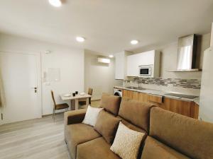 Kuchyň nebo kuchyňský kout v ubytování Nerja Sun Apartment Bronce A Centro