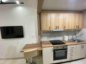 Kuchyňa alebo kuchynka v ubytovaní Luxury Loft Kalu Tsesme A